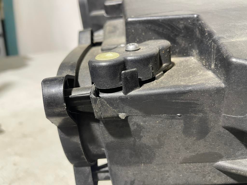 Phare gauche Audi Q2 81A941033B, Audi, Enlèvement, Utilisé