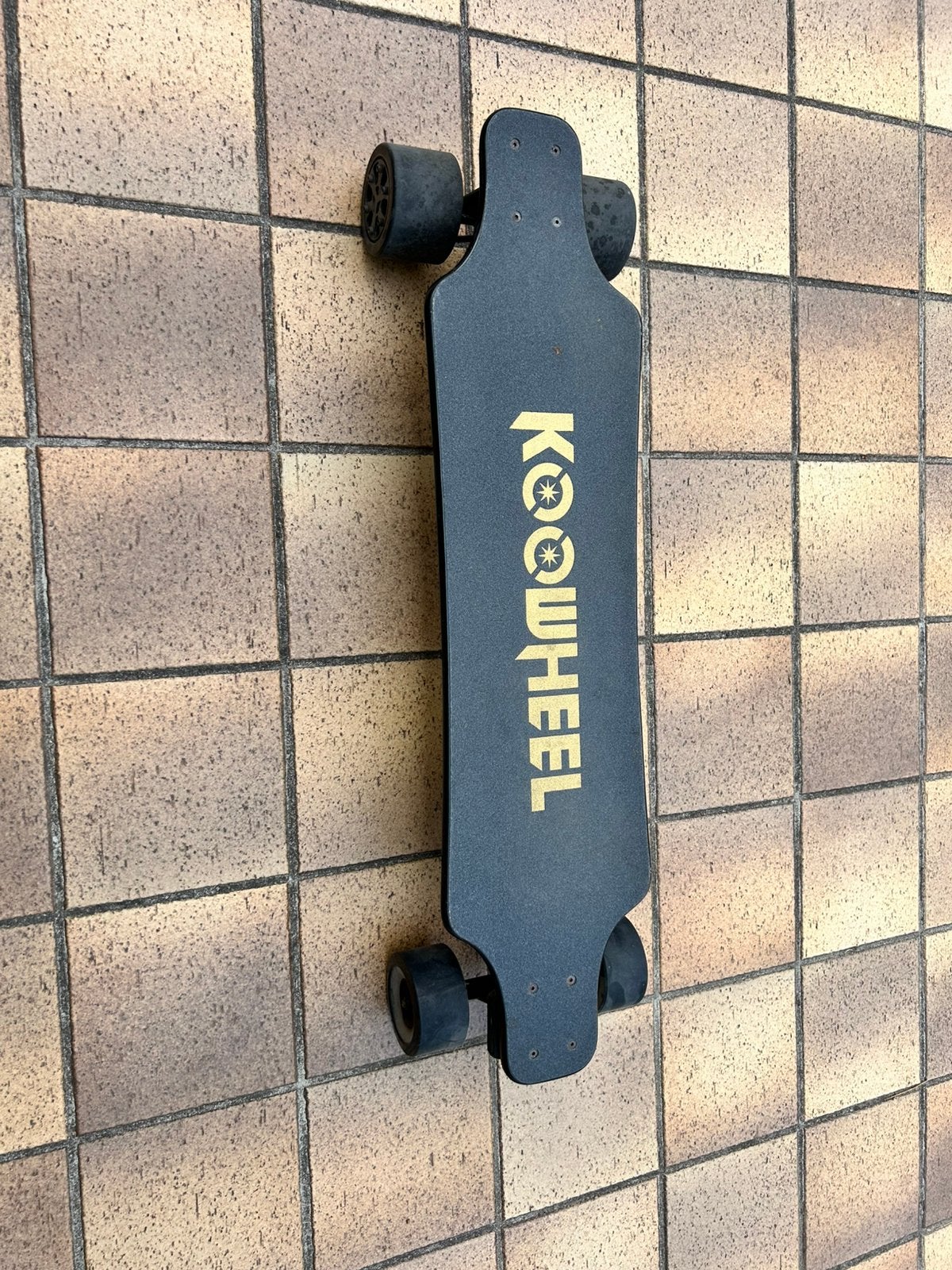 Koowheel Kooboard elektrisch skateboard – 700W – 40 km/u, Enlèvement, Comme neuf, Skateboard, Longboard
