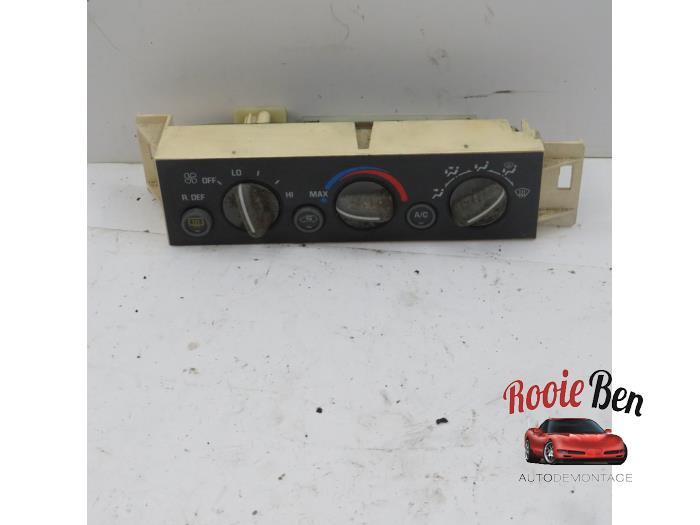 Panneau de commandes chauffage d'un Chevrolet K-Serie, -, 3 mois de garantie, Utilisé, -