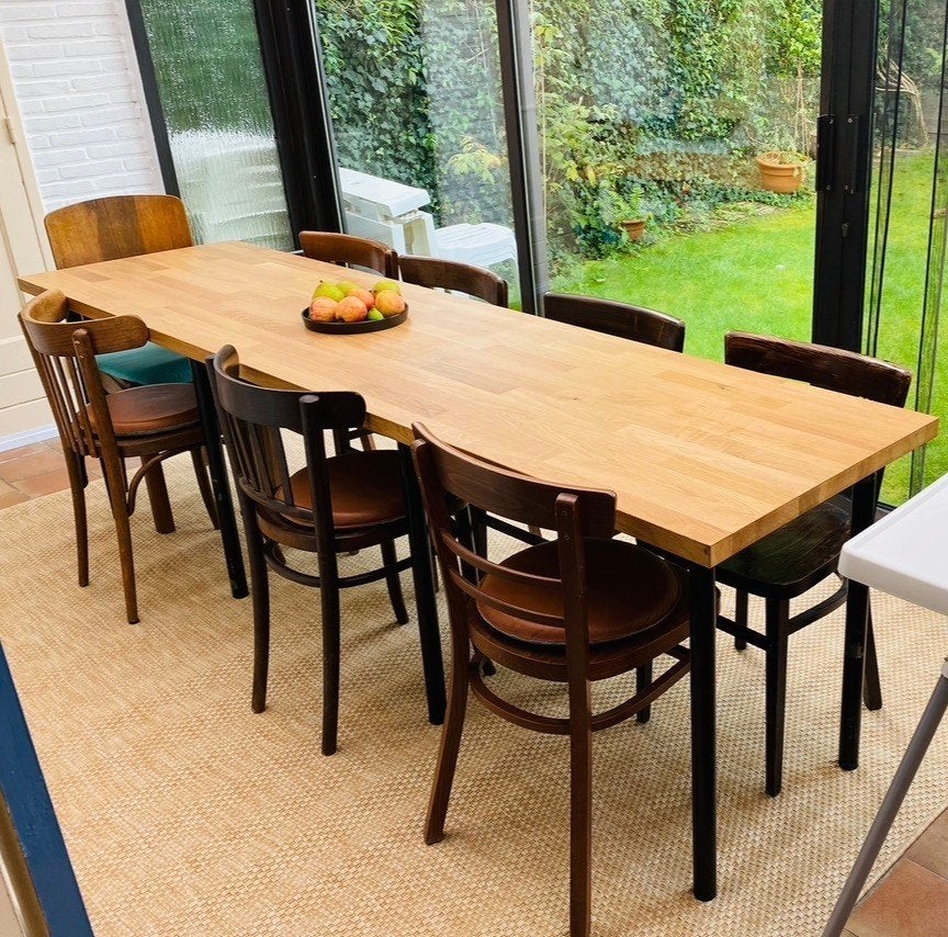 Grande table à manger style industriel – Plateau IKEA KARLBY, Maison & Meubles, Tables | Tables à manger, Utilisé, Cinq personnes ou plus