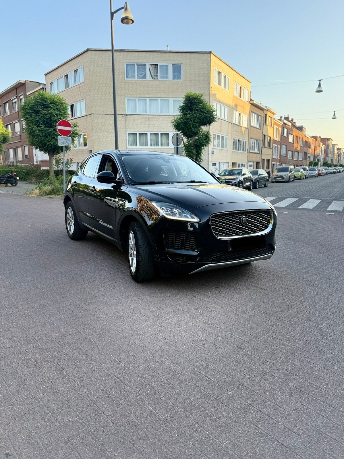 jaguar E - pace / full options - etat impeccable, Autos, Achat, Euro 6, Type E, 5 portes
