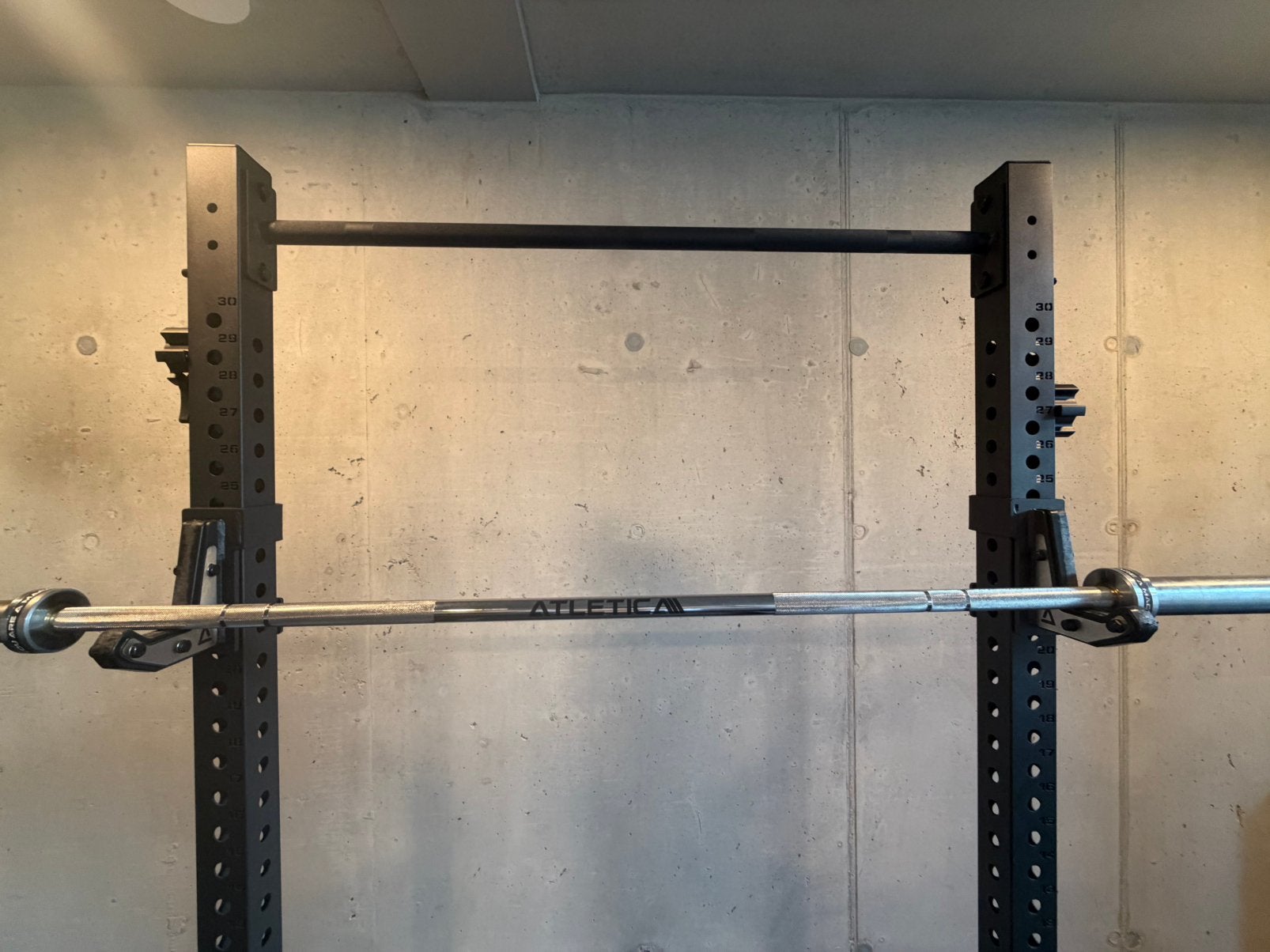 R7 squat rack | 187cm hoog ( atletica ), Ophalen, Zo goed als nieuw