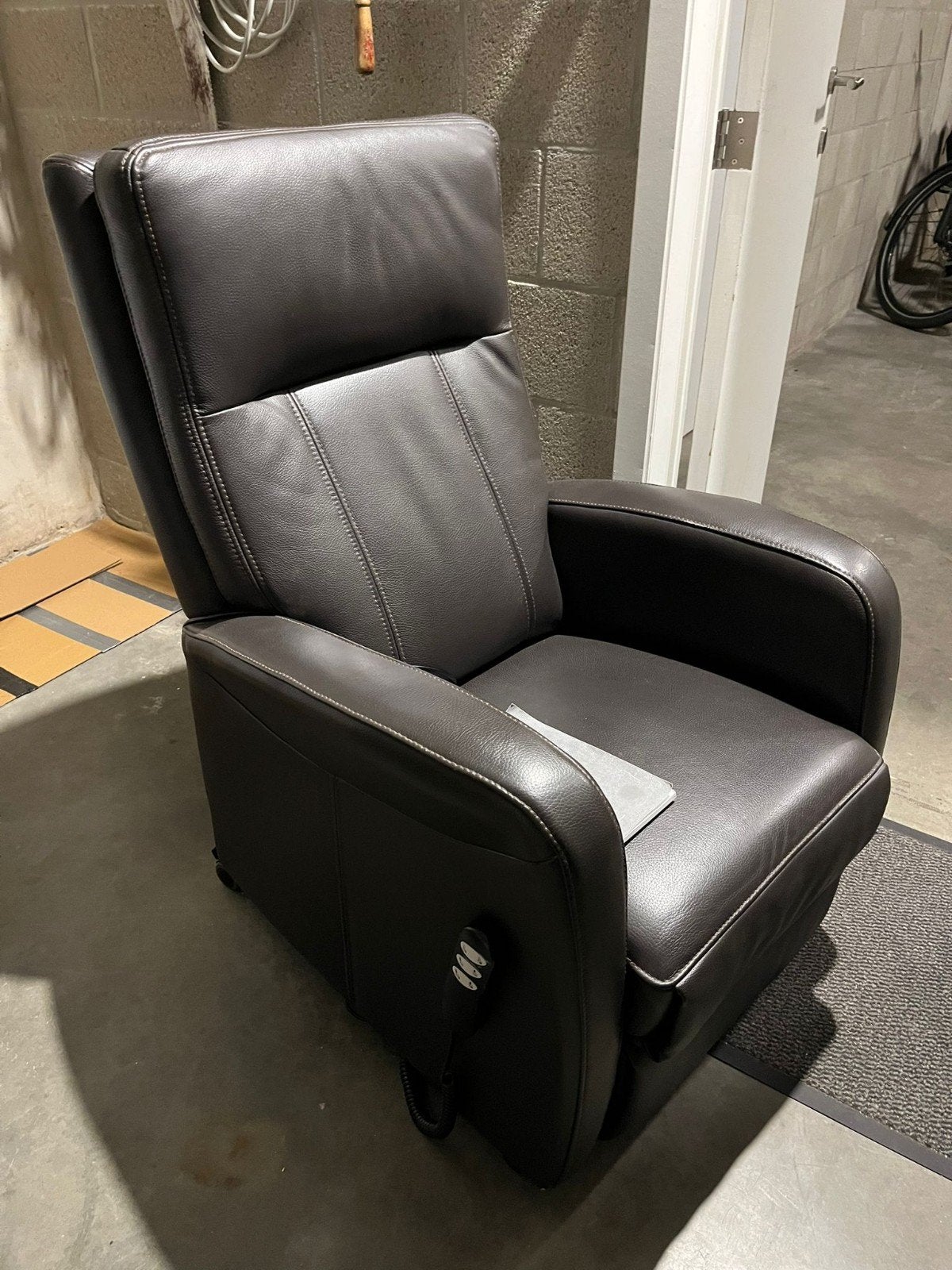 elektrische relax zetel. Leder, Enlèvement