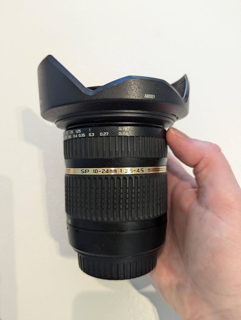 Tamron 10-24 mm F/3,5-4,5 SP Di II Canon, TV, Hi-fi & Vidéo, Enlèvement ou Envoi, Comme neuf, Objectif grand angle, Zoom