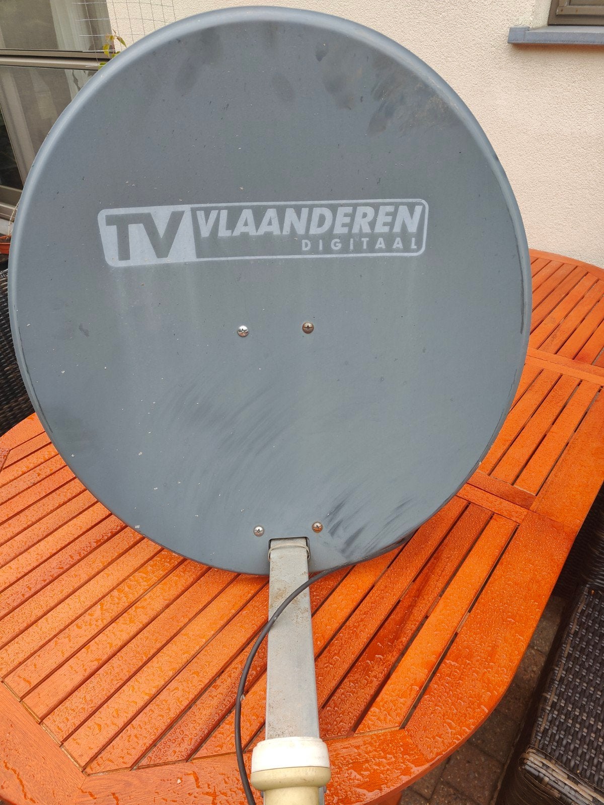 Schotelantenne tv vlaanderen, Audio, Tv en Foto, Schotelantennes, Ophalen