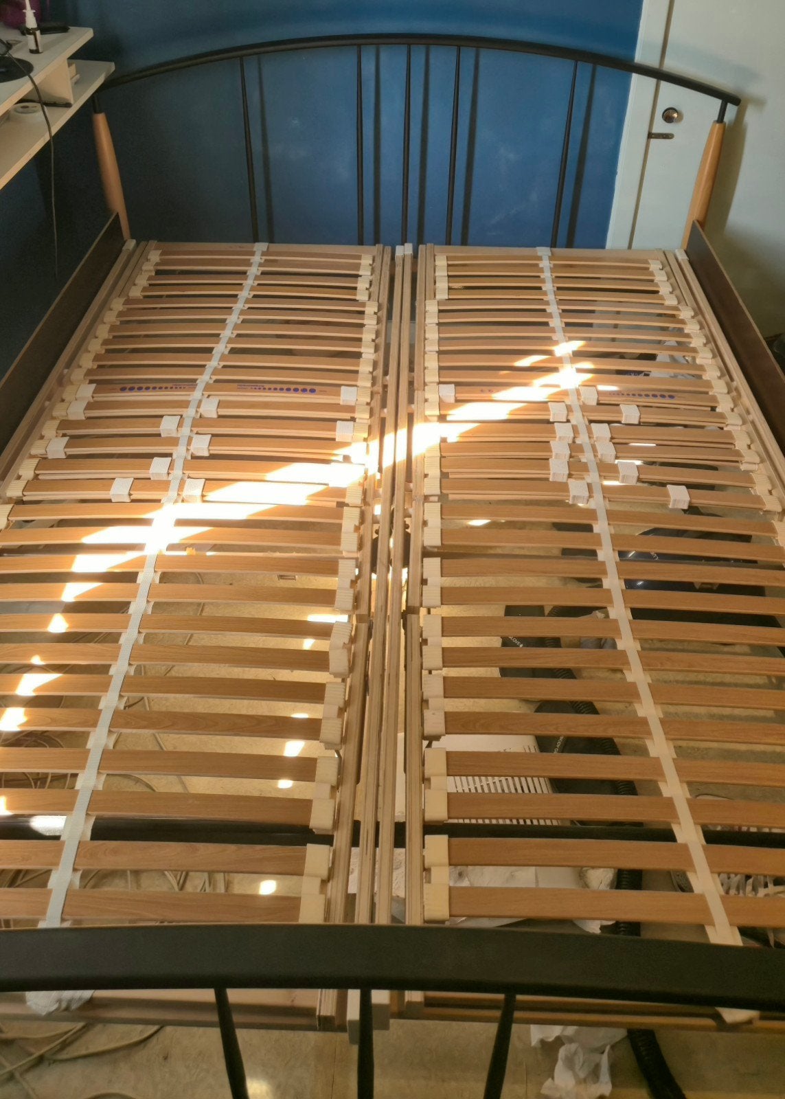 Bedframe + lattoflex 80cm ×2 + motor, Ophalen