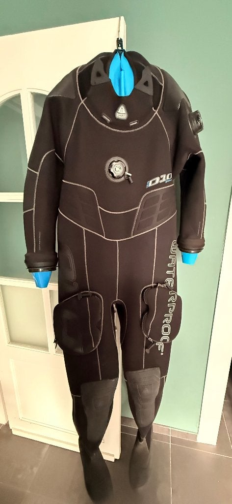Waterproof D10 pro maat large + extras, Sports nautiques & Bateaux, Enlèvement, Comme neuf, Combinaison de plongée
