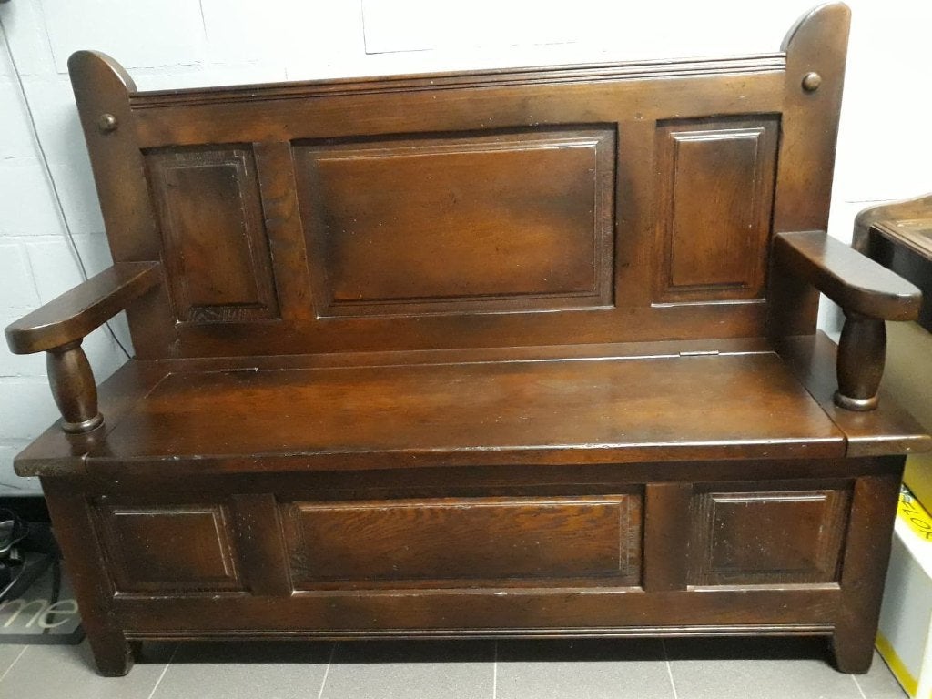 Oude Klepbank/halbank met opbergruimte, Enlèvement