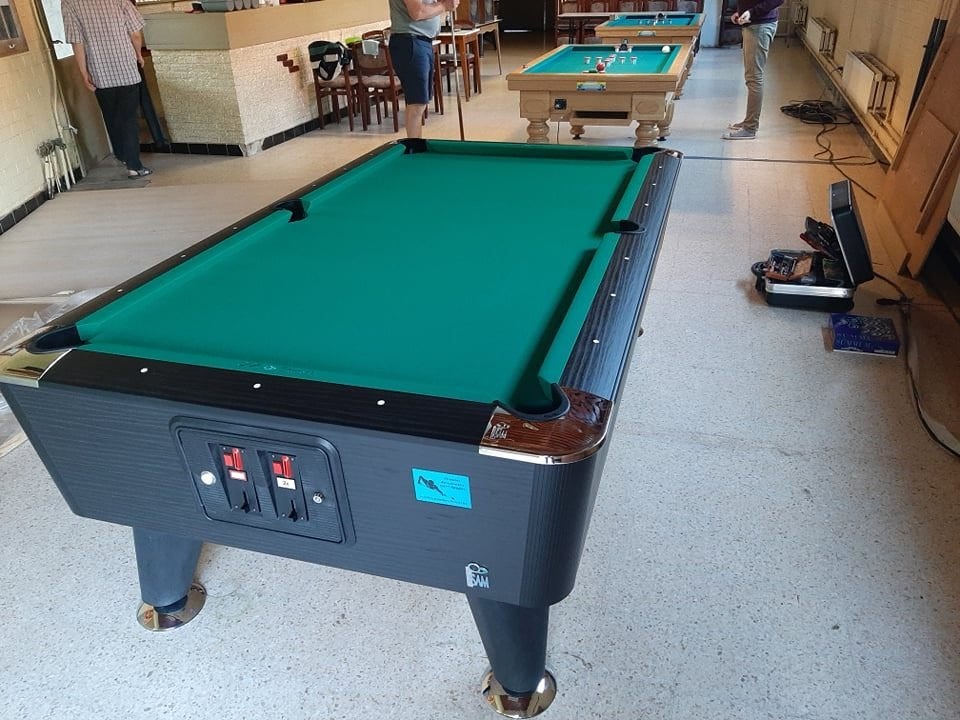 Poolbiljarts ., Ophalen, Zo goed als nieuw, Pooltafel