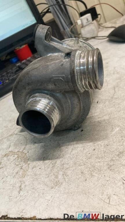 Koelvloeistofpomp BMW F20 F21 F22 F07 F10 F11 11517596763, Enlèvement ou Envoi, Utilisé, BMW, BMW