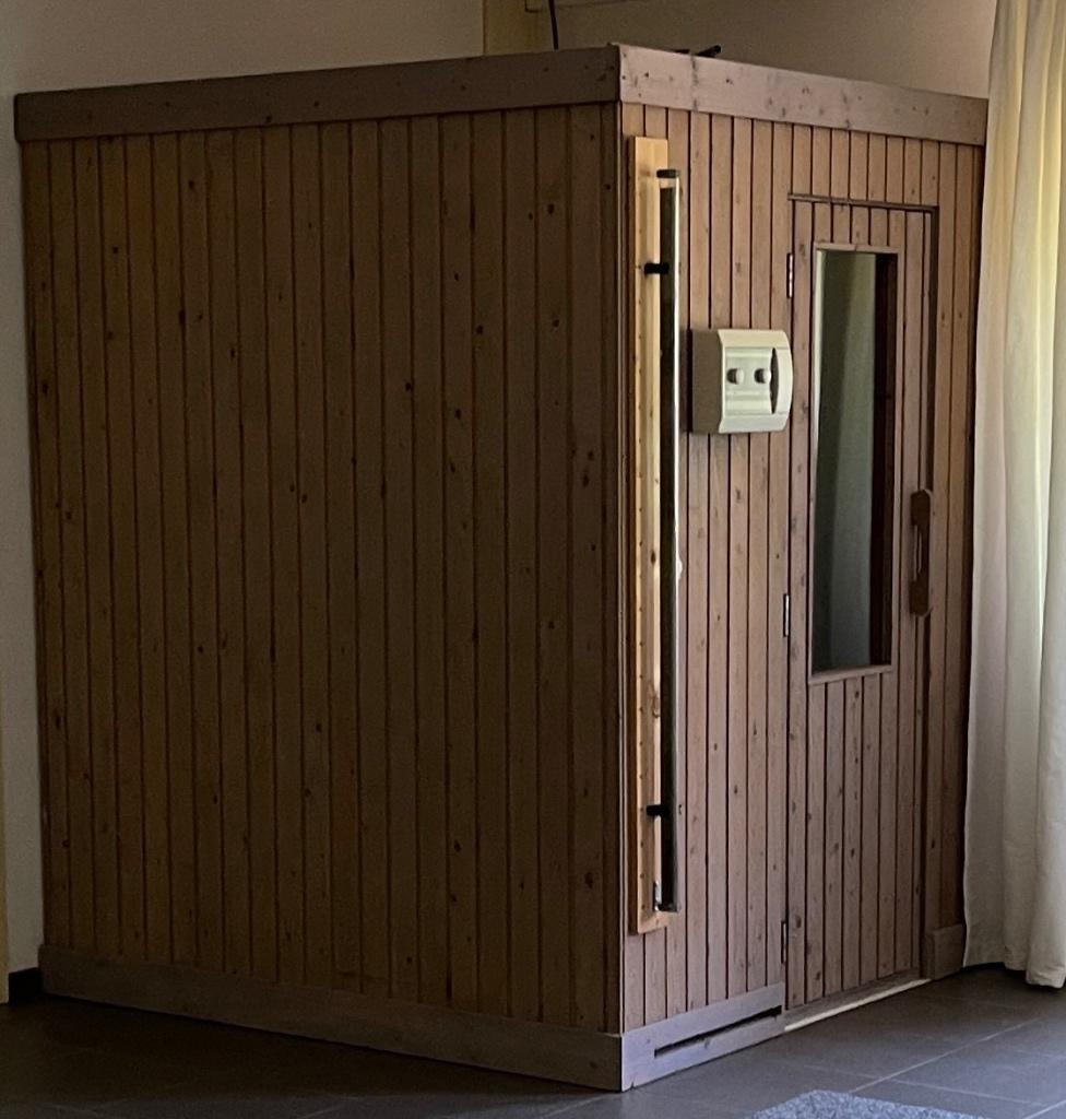 Sauna in zeer goede staat., Sports & Fitness, Sauna, Enlèvement, Utilisé, Finlandais ou Traditionnel, Sauna complet