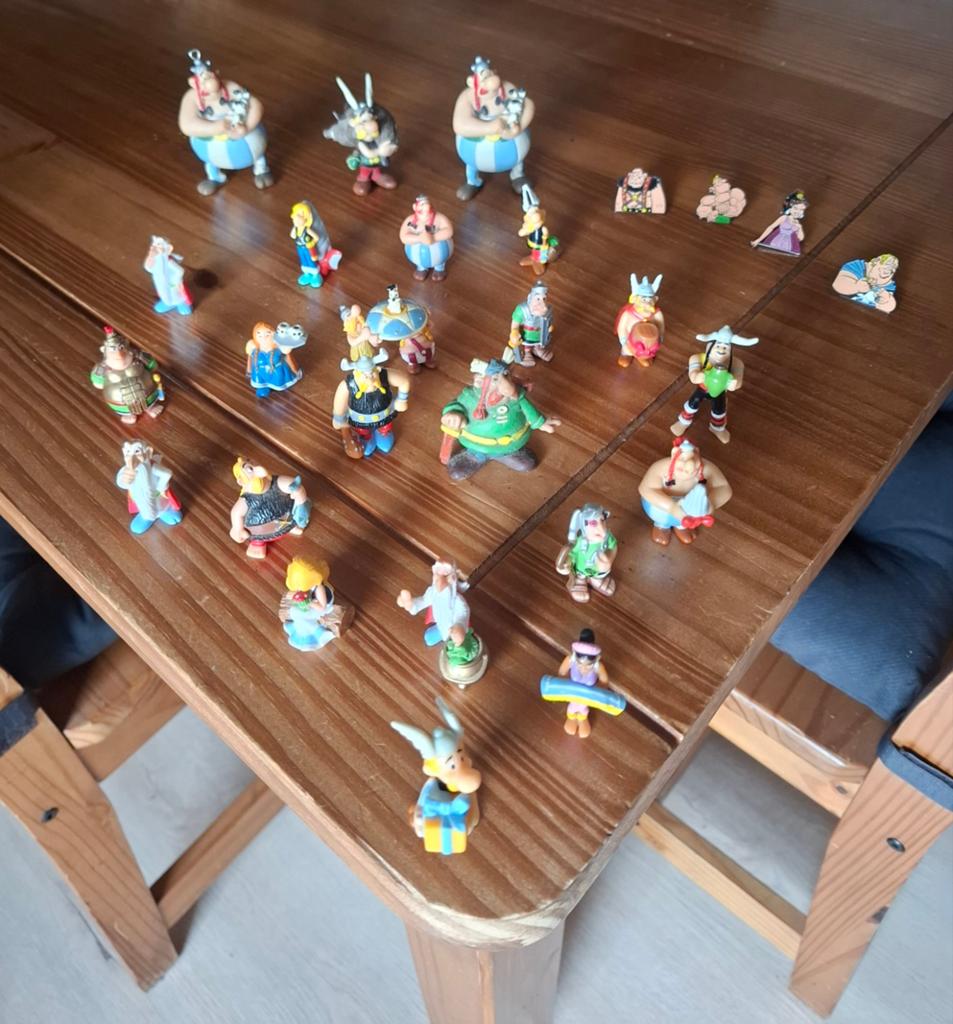Asterix Obélix PVC + officiële + vintage figuren lot, Verzamelen, Poppenhuizen en Toebehoren, Ophalen of Verzenden, Decoratie