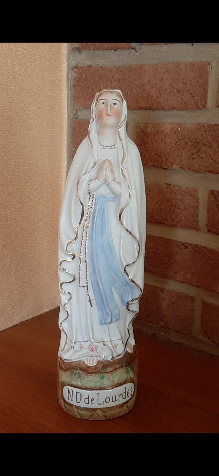 Oud beeld van Onze Lieve Vrouw van Lourdes in biscuit, Antiek en Kunst, Antiek | Religieuze voorwerpen, Ophalen