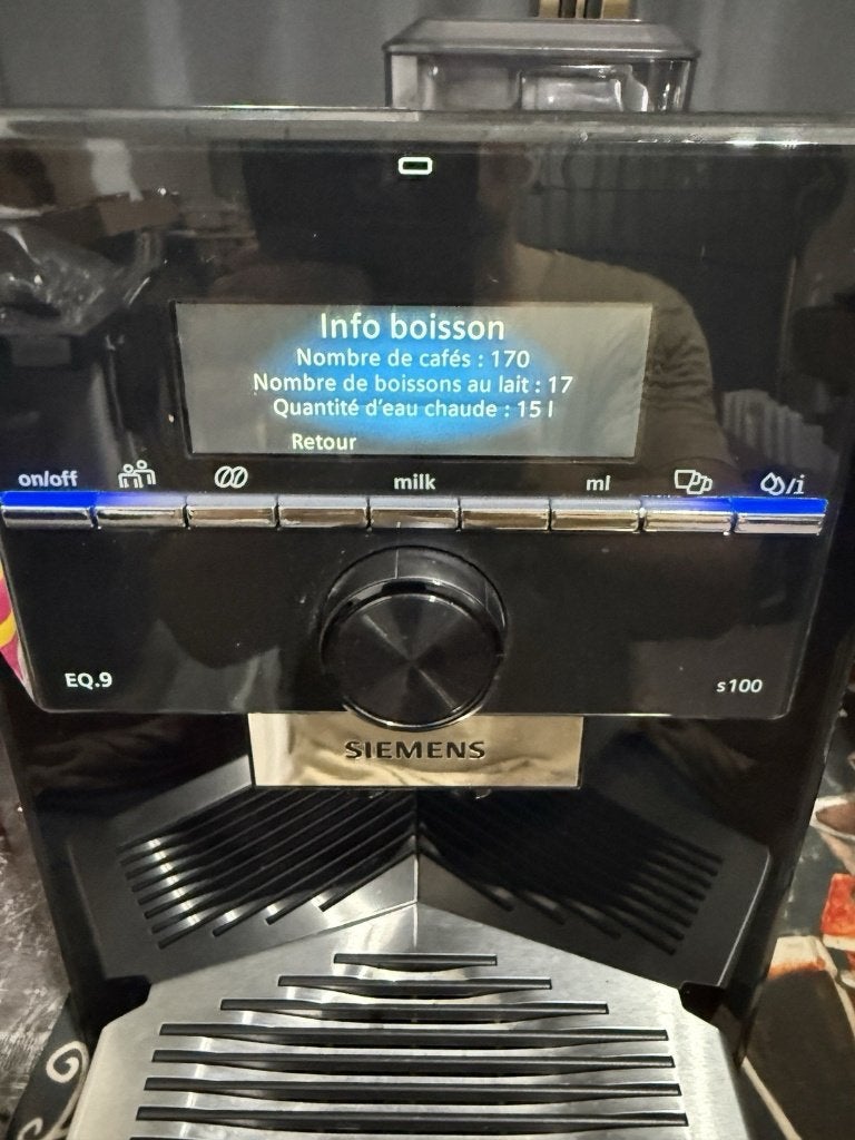 Siemens EQ.9 s100 Espressomachine, Espresso apparaat, Ophalen of Verzenden, Zo goed als nieuw, Gemalen koffie