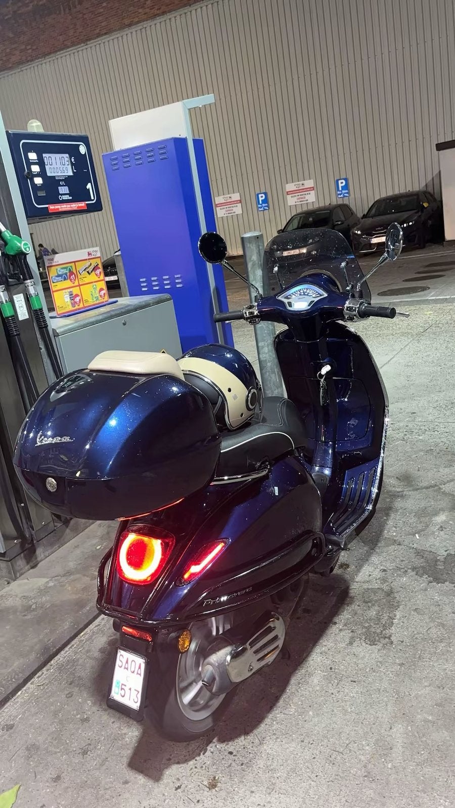 Vespa Primavera Full Option - A Klasse, Fietsen en Brommers, Scooters | Vespa, Zo goed als nieuw, Ophalen