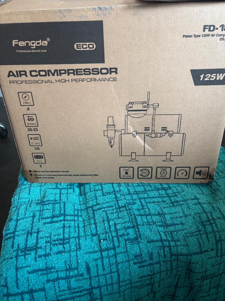 Fengda model FD-186 airbrush compressor, Hobby en Vrije tijd, Schilderen, Ophalen, Nieuw, Airbrush en Accessoires