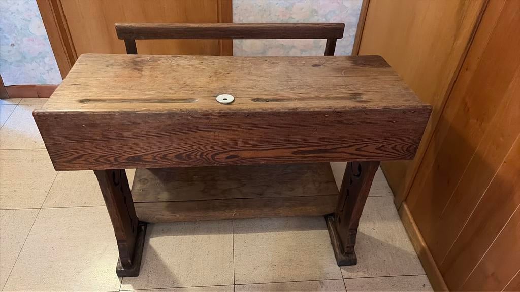 Authentique Pupitre d'Écolier Vintage Bois Massif 2 places, Enlèvement, Utilisé