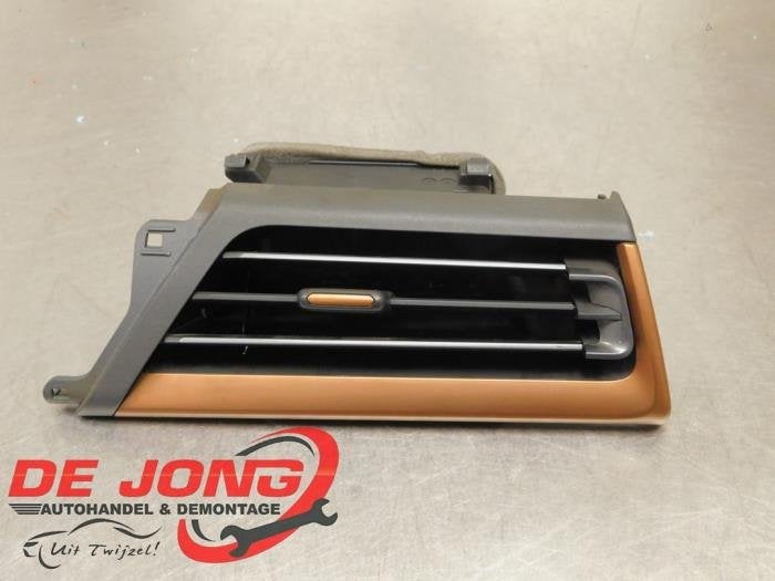 Grille aération tableau de bord d'un Cupra Born, -, 3 mois de garantie, Utilisé, -