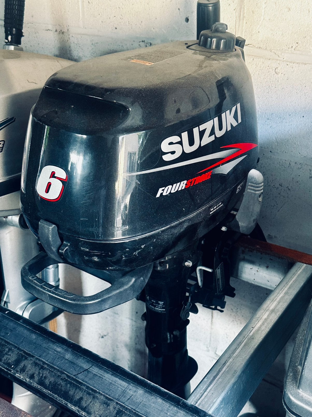 Suzuki 4 temps à queue courte 6 pièces, 5 à 10 ch, Comme neuf, Moteur hors-bord, Moteur à quatre temps