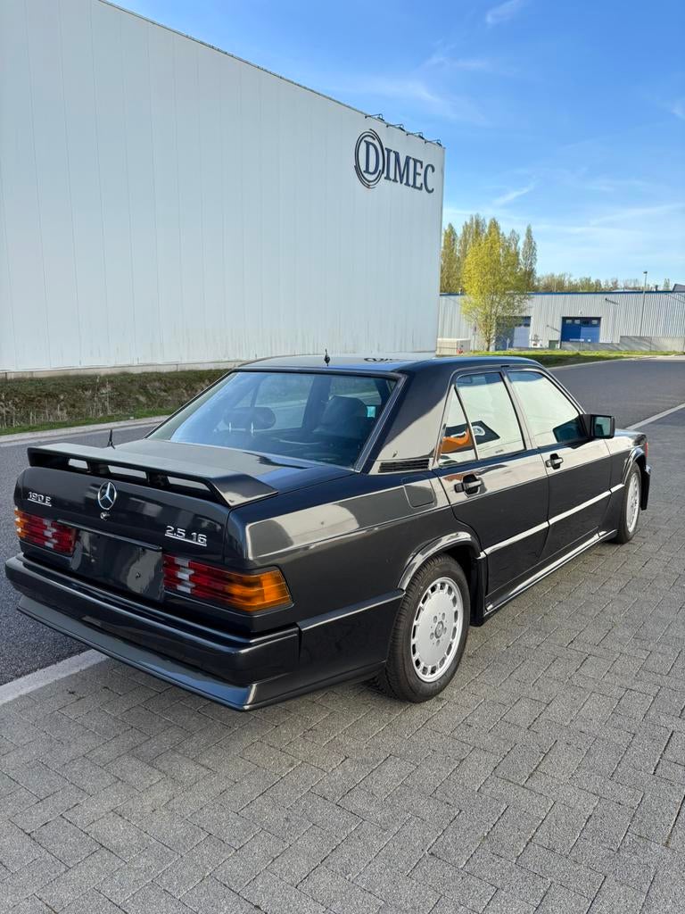W201 mercedes 190 2.5 16v cosworth, Auto's, Mercedes-Benz, Achterwielaandrijving, Zwart, 4 cilinders, Leder