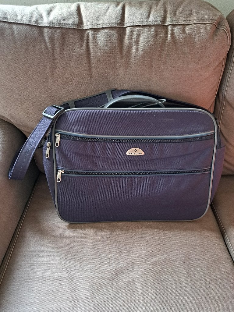 A DONNER - Malette d'affaires/de voyage Samsonite neuf, Enlèvement ou Envoi, Comme neuf, Moins de 50 cm