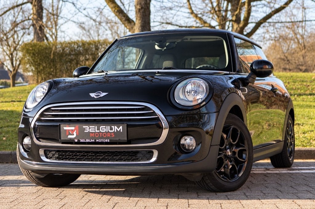 MINI Cooper 1.5 Auto - CarPlay - Verwarmde zetels, Auto's, 4 zetels, Euro 6, Elektrische ramen, 109 g/km