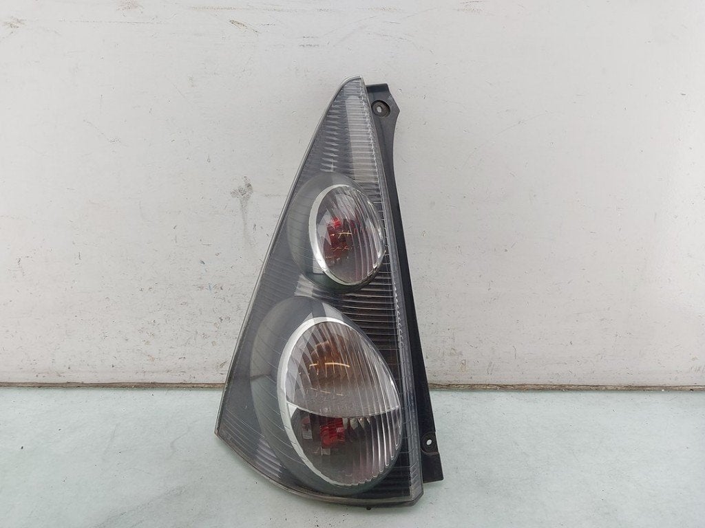 FEU ARRIÈRE GAUCHE Citroën C1 (|6350X8|815600H060|), Autos : Pièces & Accessoires, Éclairage, Citroën, Kontakt-citroen@citroen.com