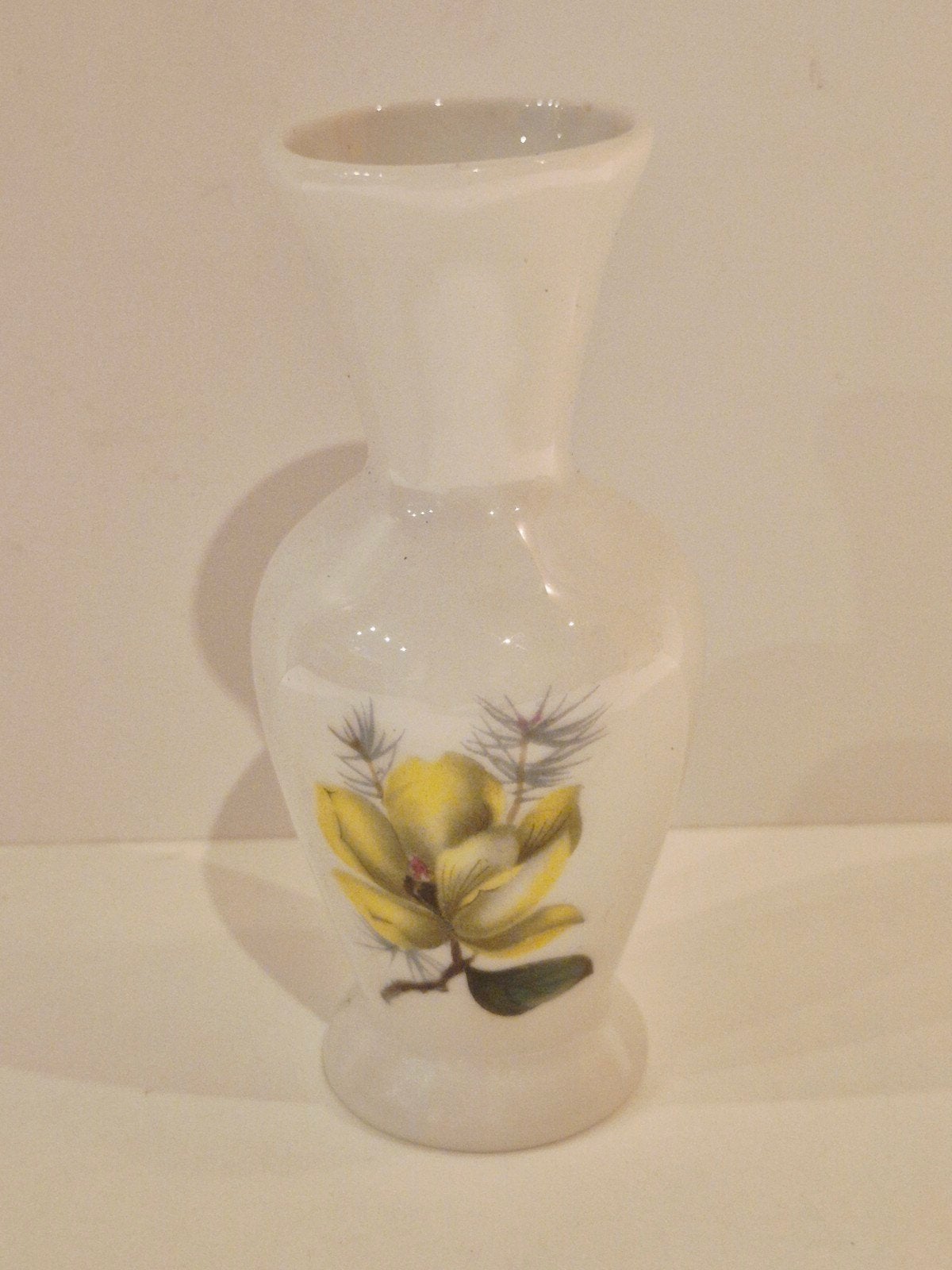 Vintage Curiosart opaline vaasje – handgeschilderde bloem –, Ophalen of Verzenden, Wit