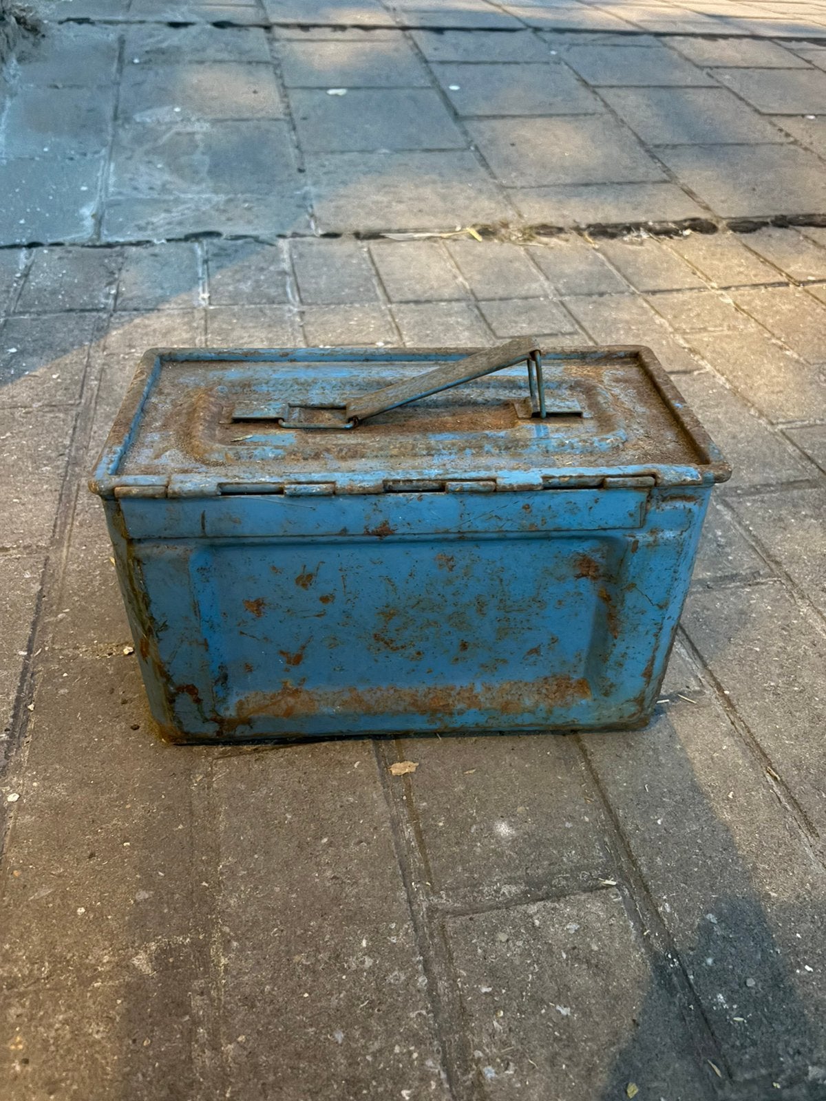 vintage metalen munitiebox, Ophalen of Verzenden, Zo goed als nieuw