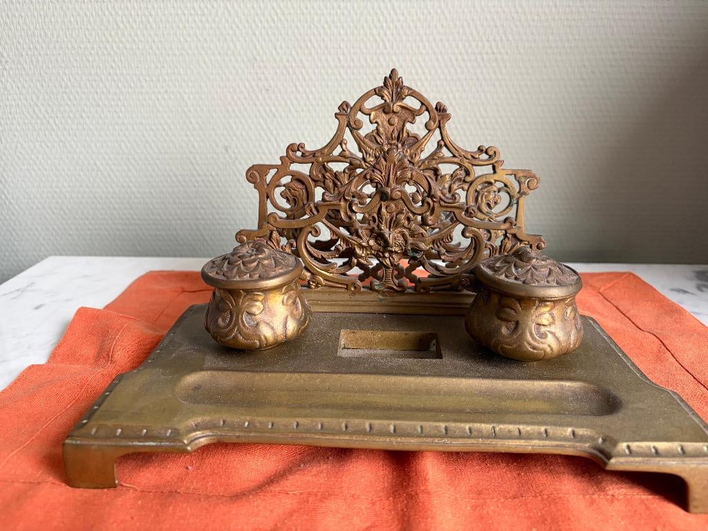 bureau garnituur inktpotten curiosa, Ophalen