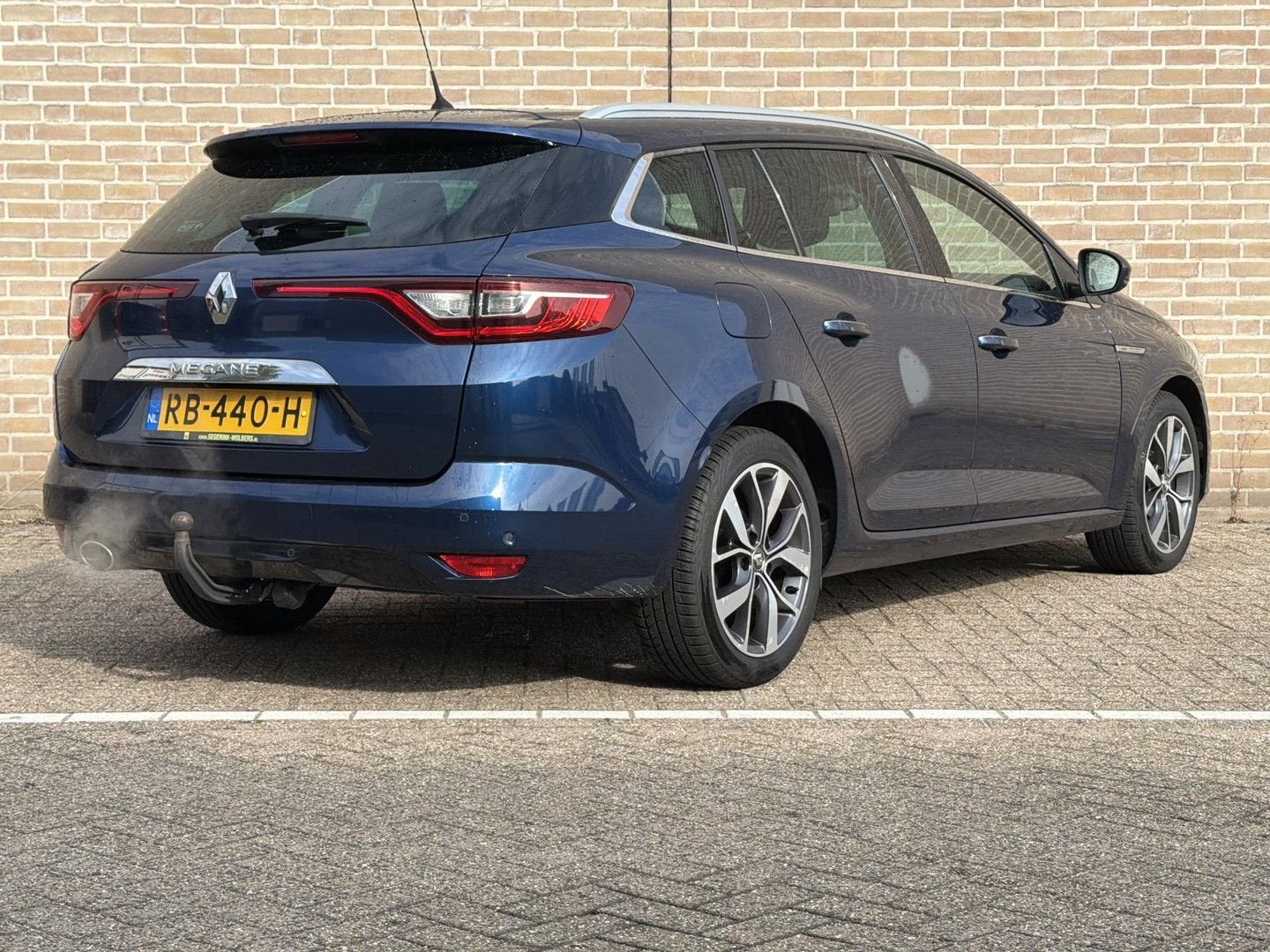 Renault Megane Estate 1.2 TCe Bose | Camera | Cruise | Clima, Achat, Entreprise, Boîte manuelle, Noir