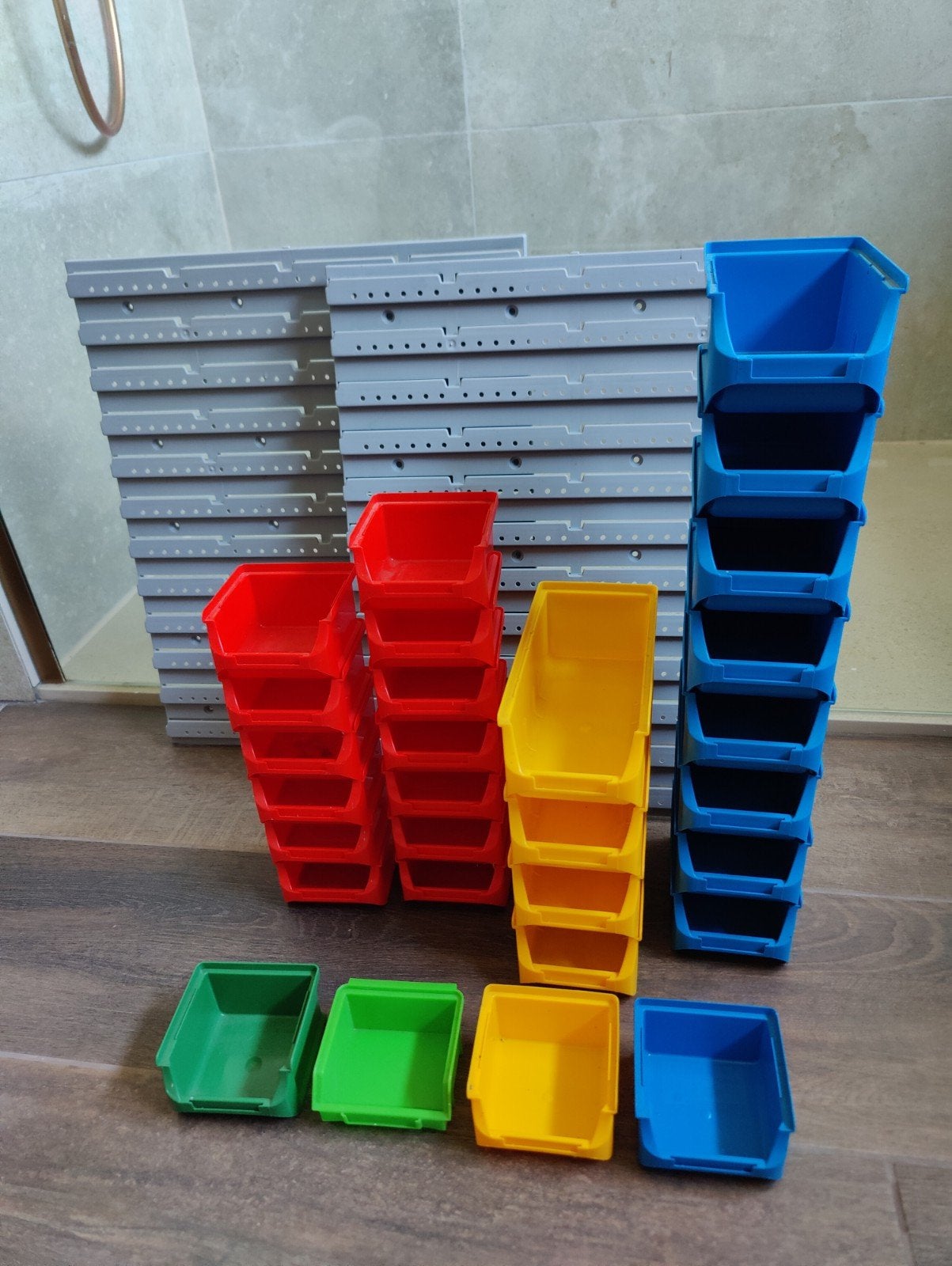 Hangrek Allit ProfiPlus met plastieken bakjes, Doe-het-zelf en Bouw, Kratten en Dozen, 40 tot 60 cm, Overige typen, 50 tot 75 cm