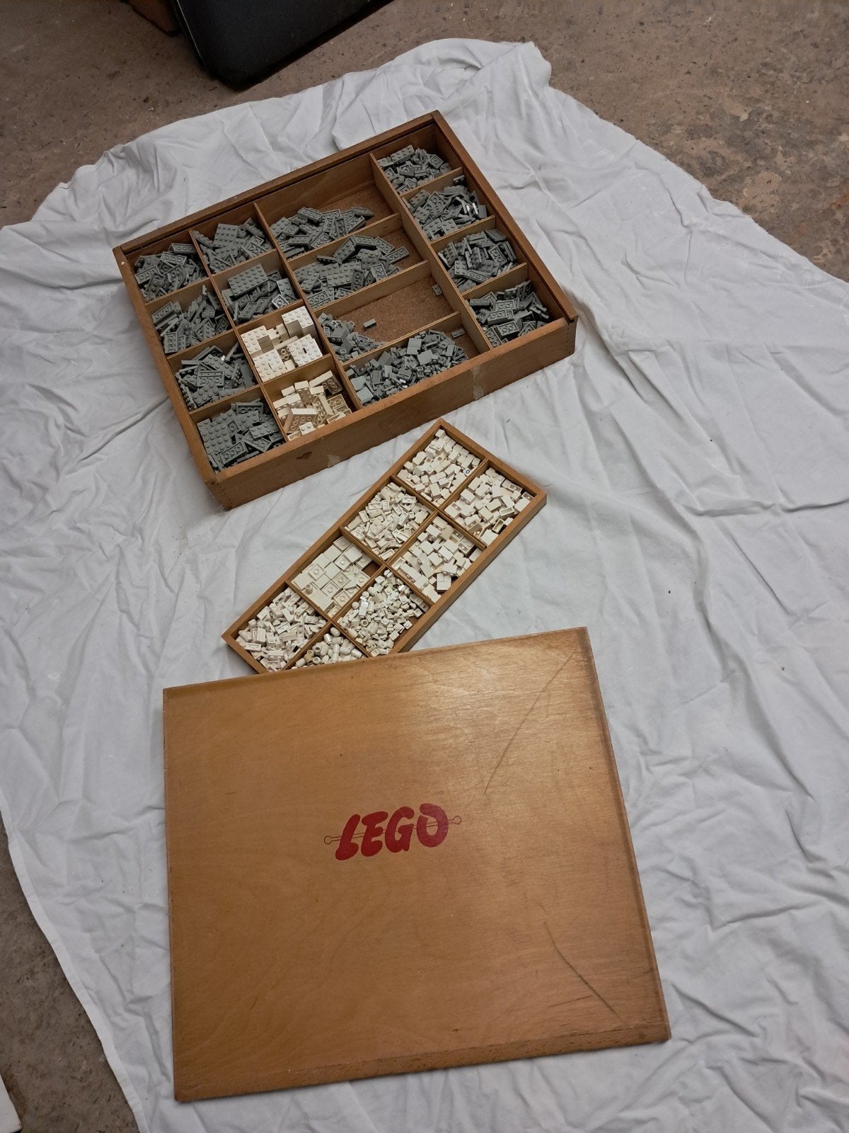 3 anciennes boîtes Lego d’origine, Enlèvement