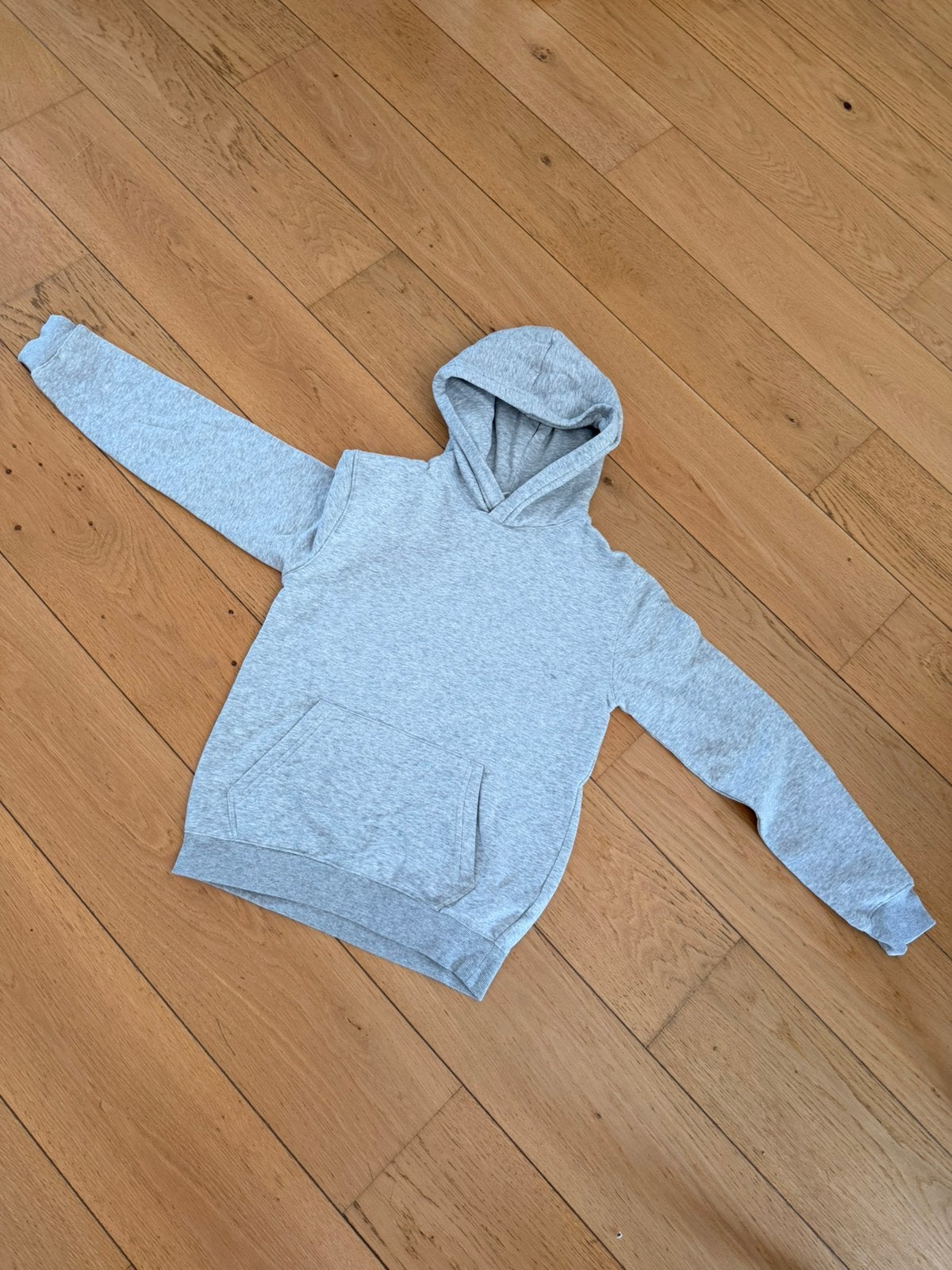 Pull capuche gros, Enlèvement, Comme neuf, Garçon ou Fille