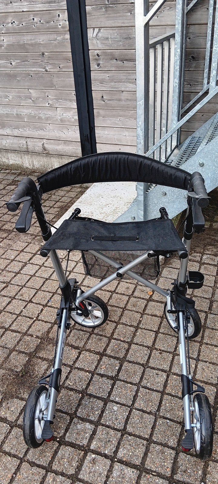 rollator vermeiren neuf, Enlèvement, Poids léger
