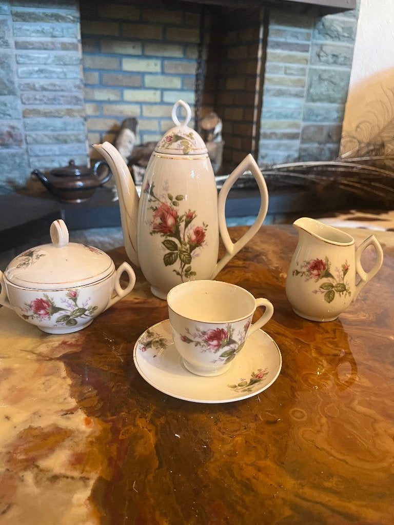 Porseleinen servies, Enlèvement