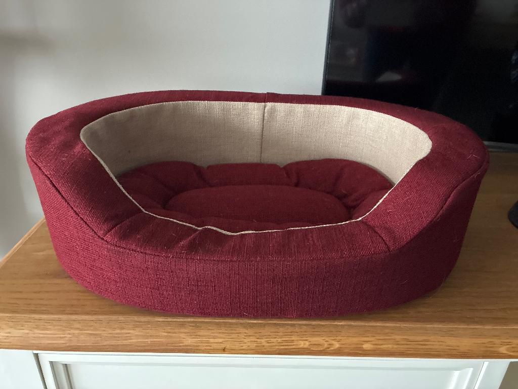 Hondenmandje, Animaux & Accessoires, Paniers pour chiens, Enlèvement, Comme neuf, Poussière