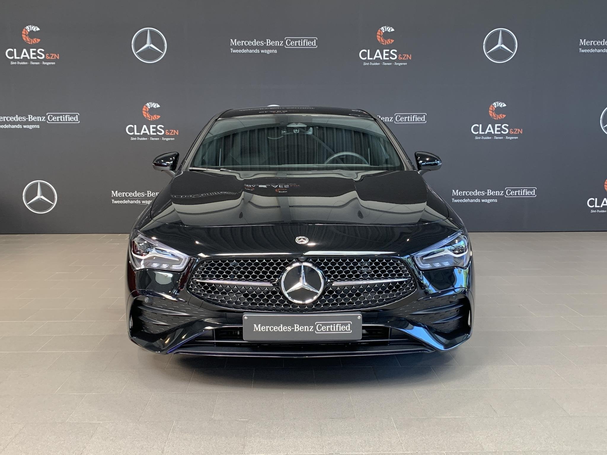 Mercedes-Benz CLA Shooting Brake 200 AMG Line - DOS 8831, Auto's, Stof, Gebruikt, 4 cilinders, Zwart