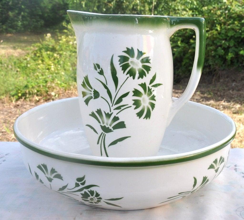 ensemble bassin et son broch boch fleur verte, Antiquités & Art, Antiquités | Céramique & Poterie, Enlèvement ou Envoi