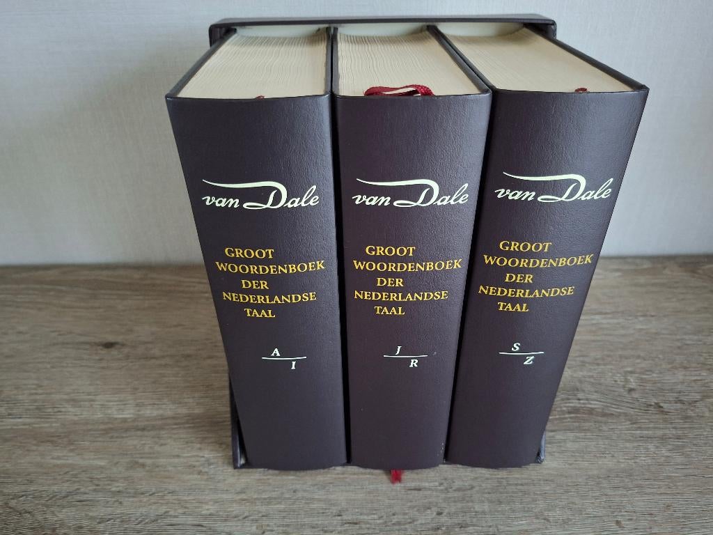 Grote van Dale woordenboek, drie-delig., Ophalen, Van Dale