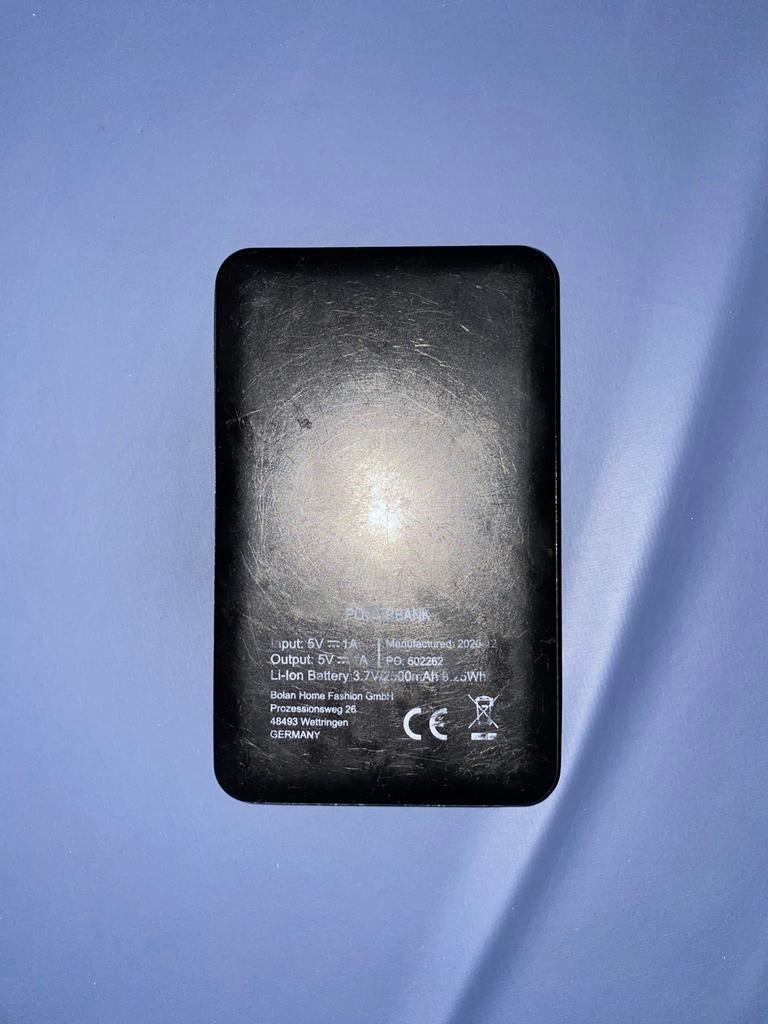 Batterie externe noire — 7500 mAh — 8€, Enlèvement, Utilisé