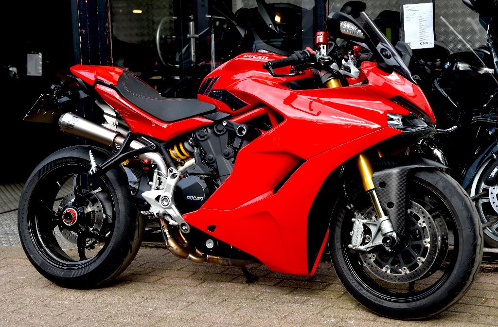 DUCATI SUPERSPORT S ***MOTOVERTE.BE***, Handvatverwarming, 2 cilinders, Occasion, Bedrijf