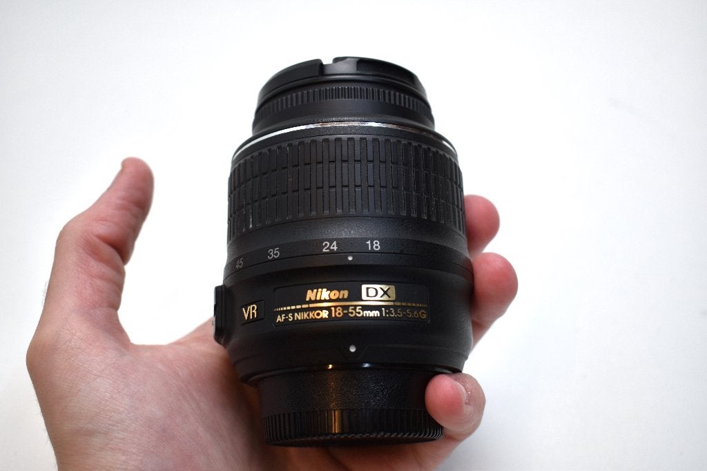 TOP Nikon DX 18-55 mm 3,5-5,6G VR AF-S | Objectif numérique, Enlèvement ou Envoi, Comme neuf, Nikon
