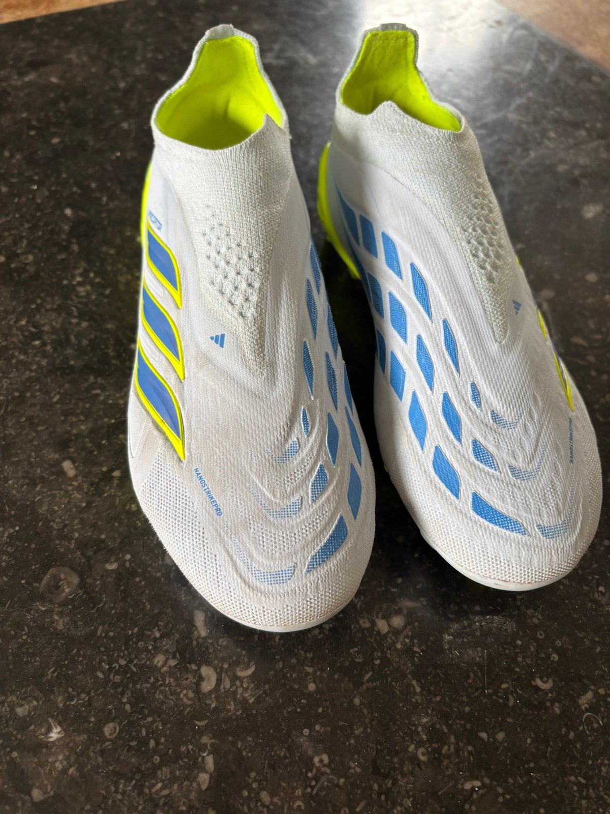 Adidas predator maat 34, Sports & Fitness, Football, Enlèvement, Comme neuf