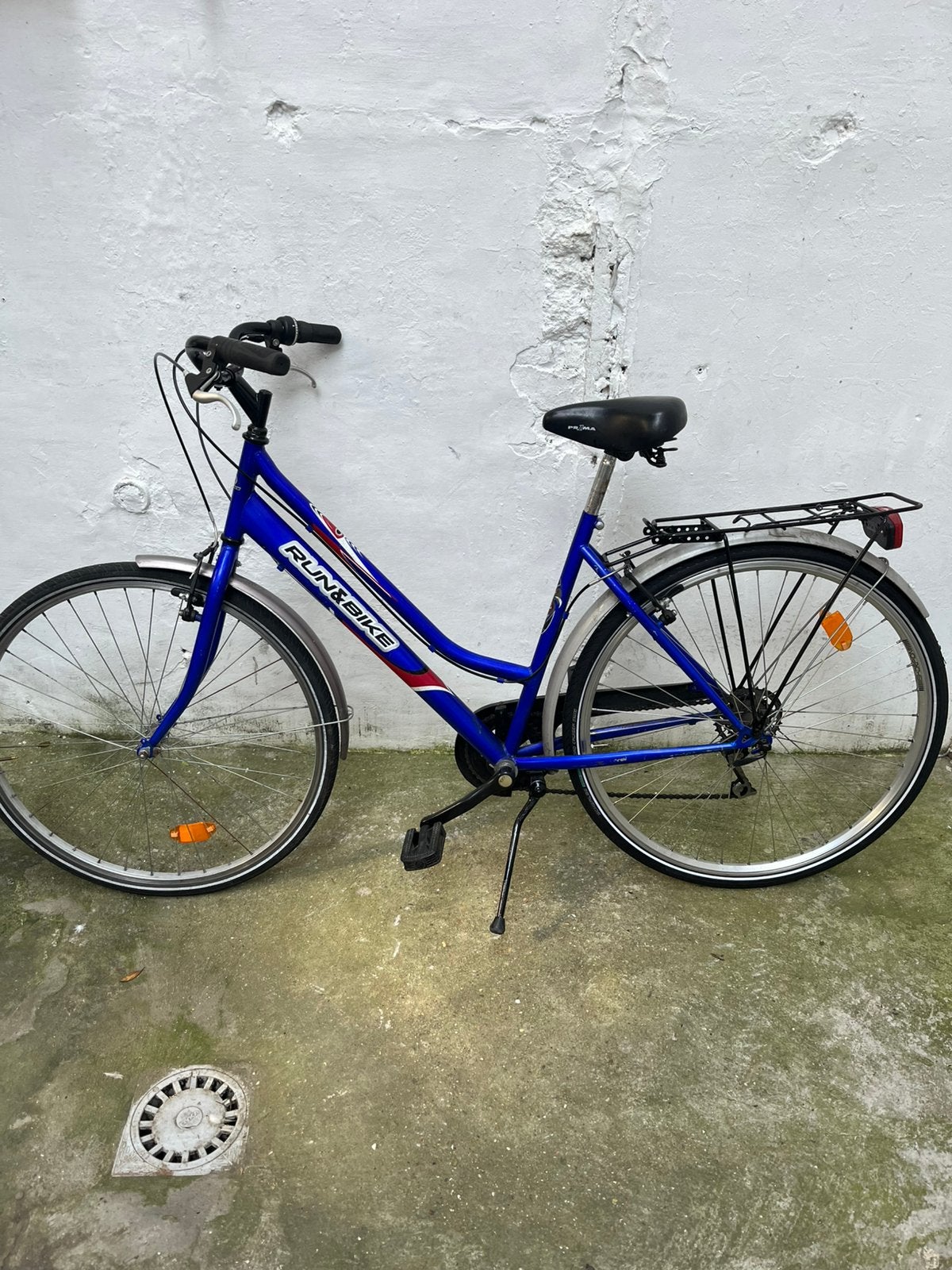 28 inch damesfiets in uitstekende staat klaar voor gebruik, Fietsen en Brommers, Ophalen, Zo goed als nieuw