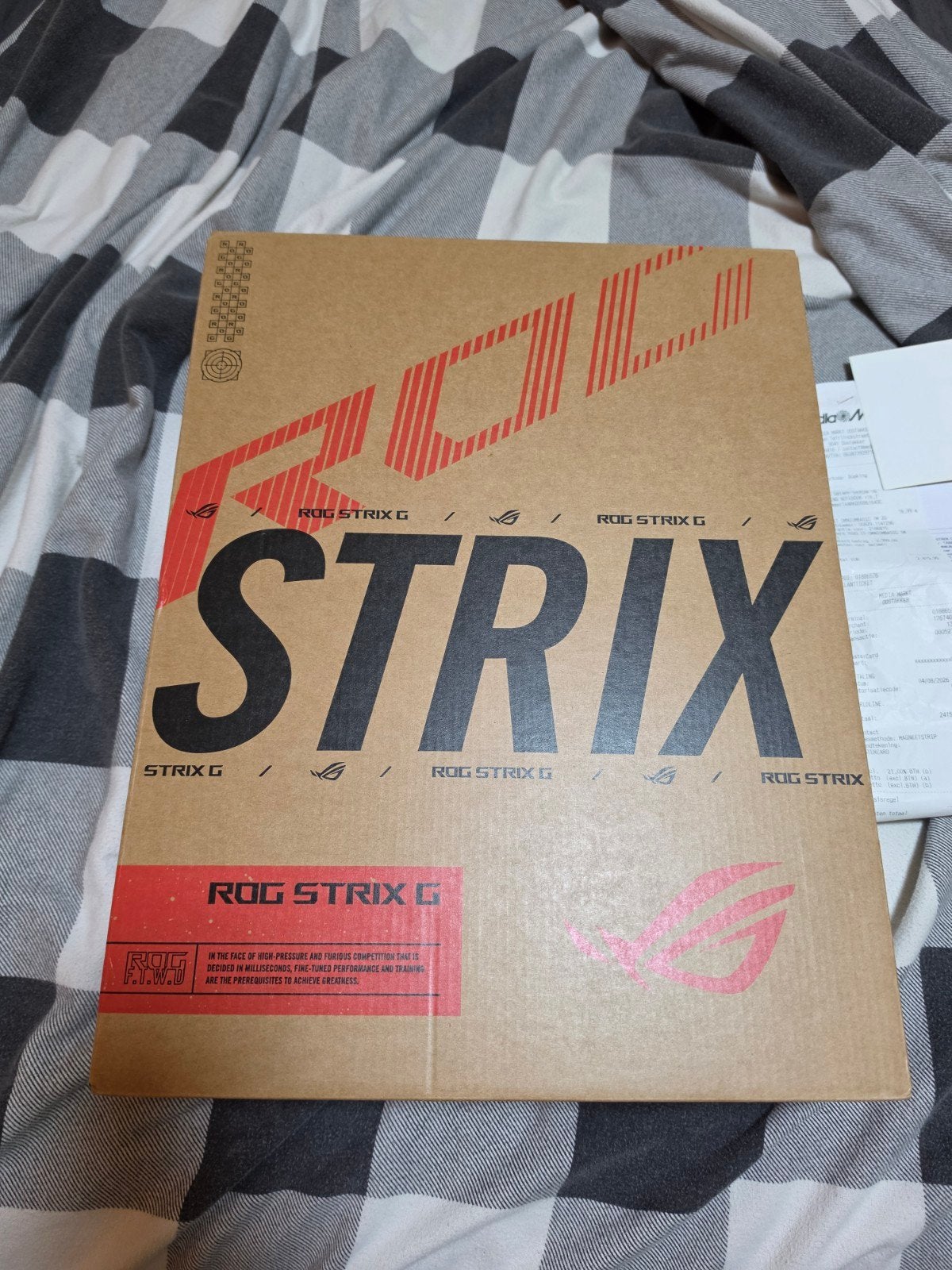 ASUS ROG Strix G18, 32 GB, 17 pouces ou plus, ASUS, Enlèvement