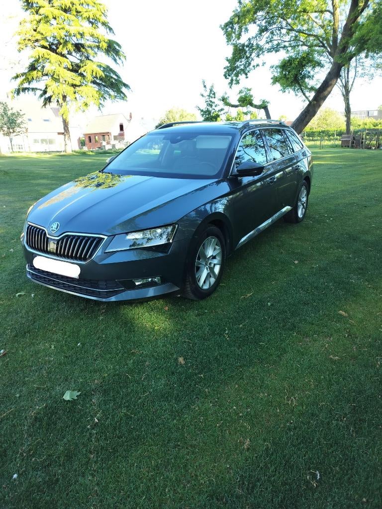 Skoda Superb combi Style 1.8 Benzine, 4 cilinders, Leder, Particulier, 132 kW