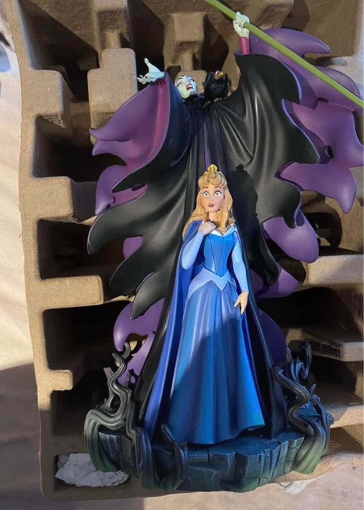 D23 Disneyland figurine rare light up aurora, Collections, Envoi, Comme neuf