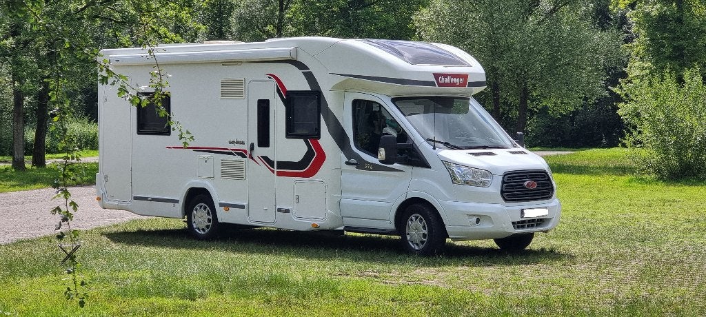 Challenger Genesis 396 kampeerauto, Caravans en Kamperen, Mobilhomes, Ford, Challenger, Particulier, Douche