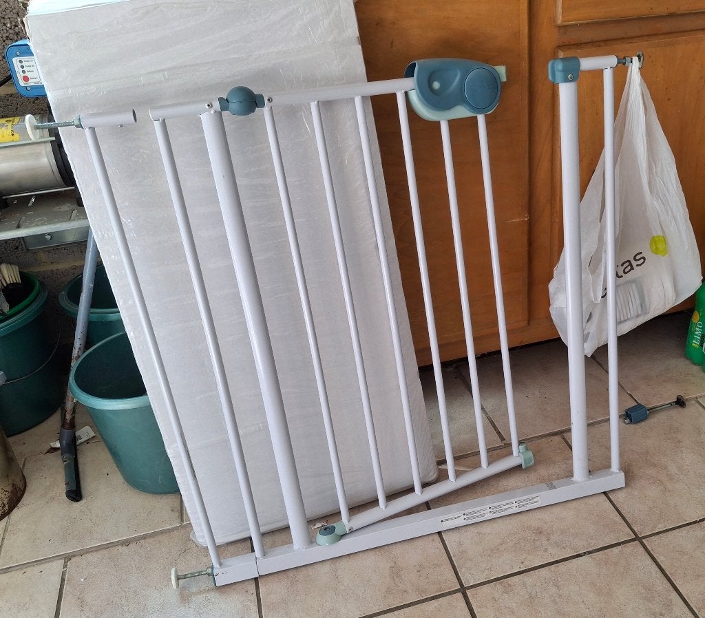Barrière de sécurité blanche, Barrière de sécurité, Enlèvement, Utilisé, Métal ou Fer